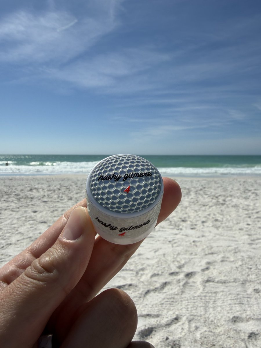 Sumhashbrowns tweet media