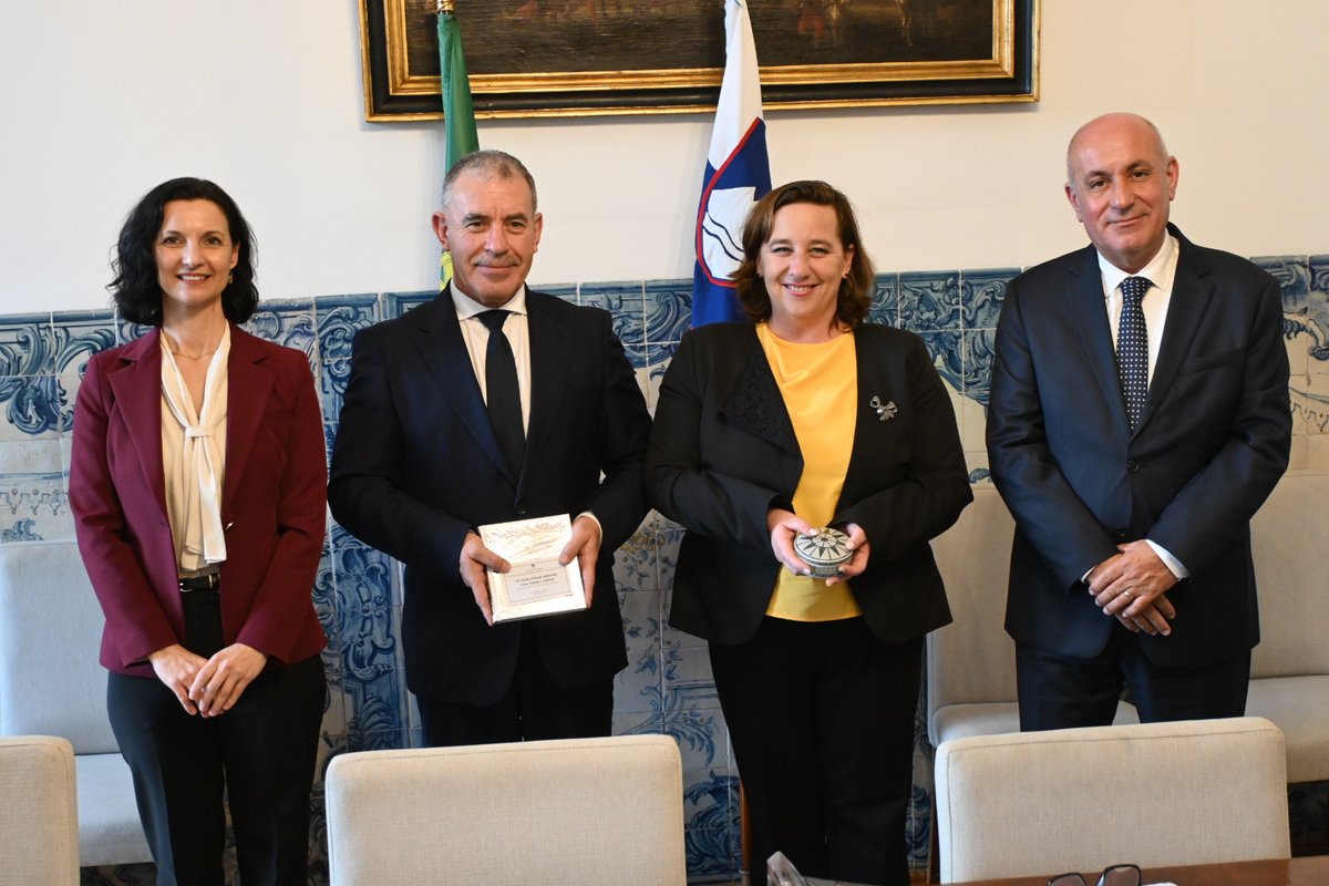 🇸🇮 State Secretary for Slovenians Abroad Vesna Humar met with 🇵🇹 State Secretary for Portuguese Communities <a href="/emidiofsousa/">Emídio Sousa</a>  to discuss diaspora engagement and programmes supporting the return and reintegration of migrants.