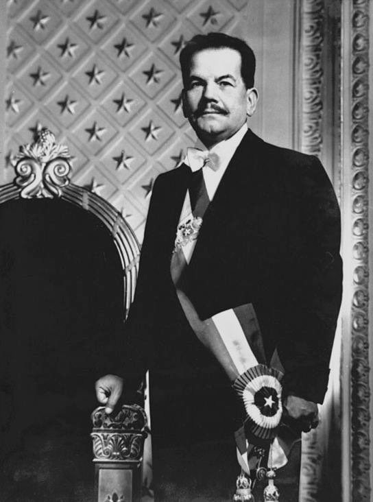 Bebe13123268's tweet photo. @tio_Moscha @joseantoniokast Amar a la Patria como era antiguamente. https://t.co/beHNtJHgF9