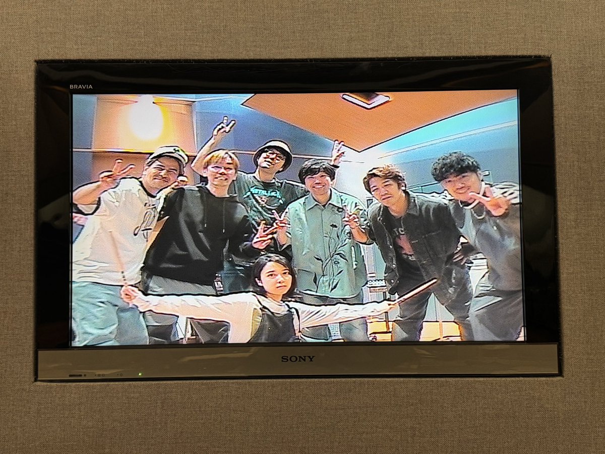 mone_tohoent's tweet photo. #上白石萌音105
#texte 
本日無事リリースとなりました！全ての皆様、誠に有難うございます◎

RECの思い出をば📸🥁🎸🎹🪇
(恒例の、動画静止画両対応のミンナー) https://t.co/hPNg4I2LS4