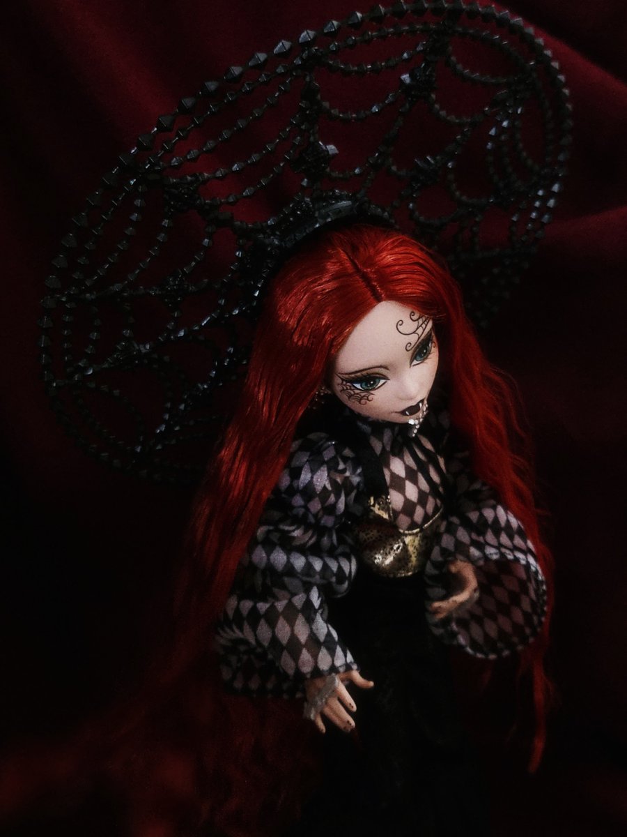 𝔰𝔠𝔞𝔯𝔩𝔢𝔱 𝔡𝔢𝔞𝔱𝔥 tweet media