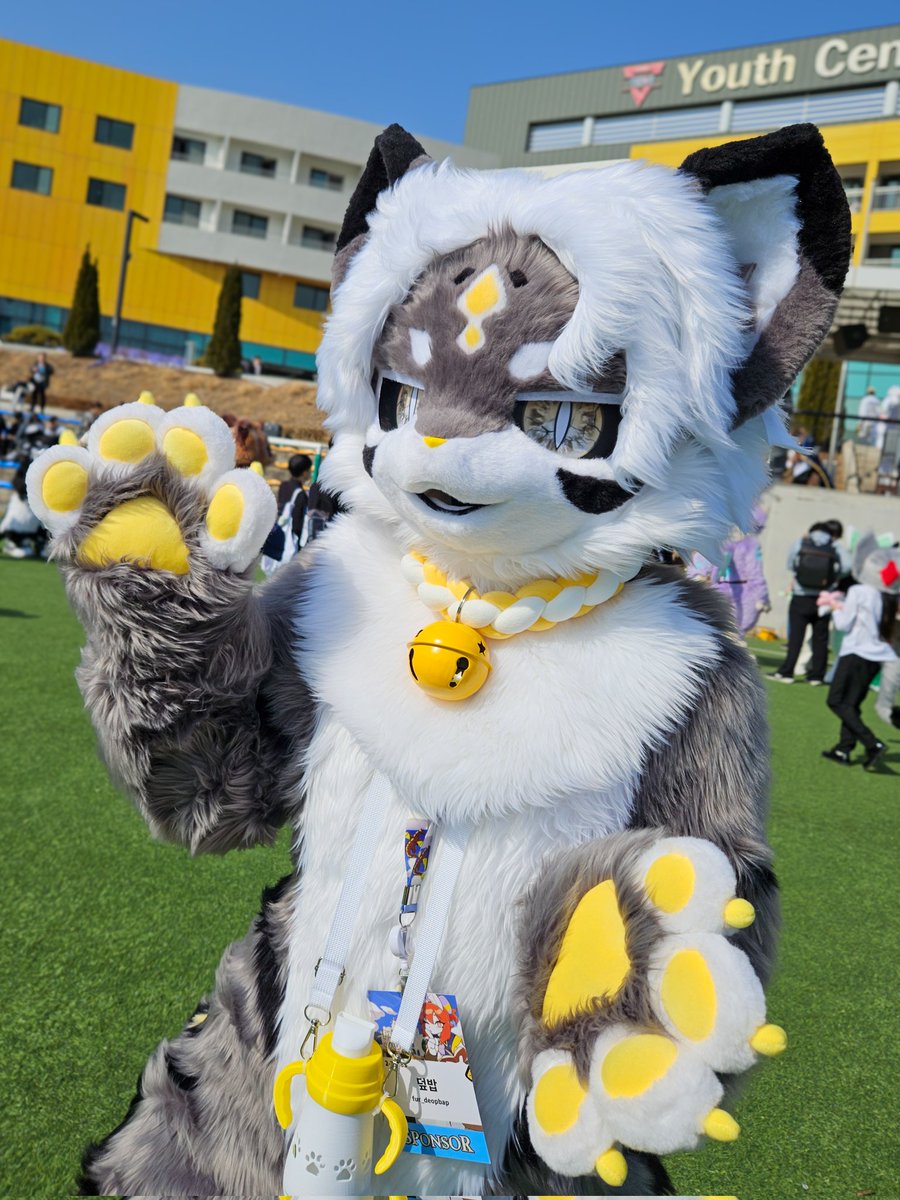 귀여운 퍼슡분들의 사진이 아직 한참 남아있어요! 가능한 한 다 업로드 해야지!!(언제 다 올리지ㅎㅎ;;)
<a href="/Cu_FUR_guri2921/">구리</a> 
<a href="/Fur_deopbap/">덮밥🍚</a>

#FurryJoA2026