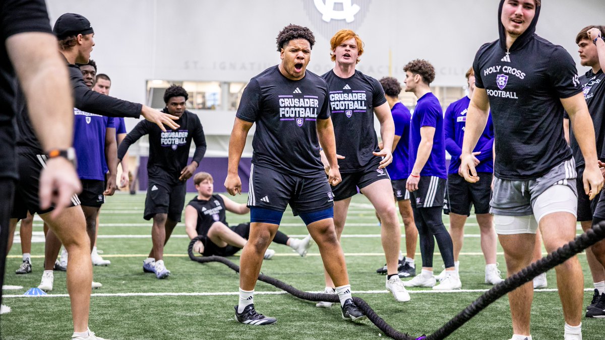 Holy Cross Football tweet media