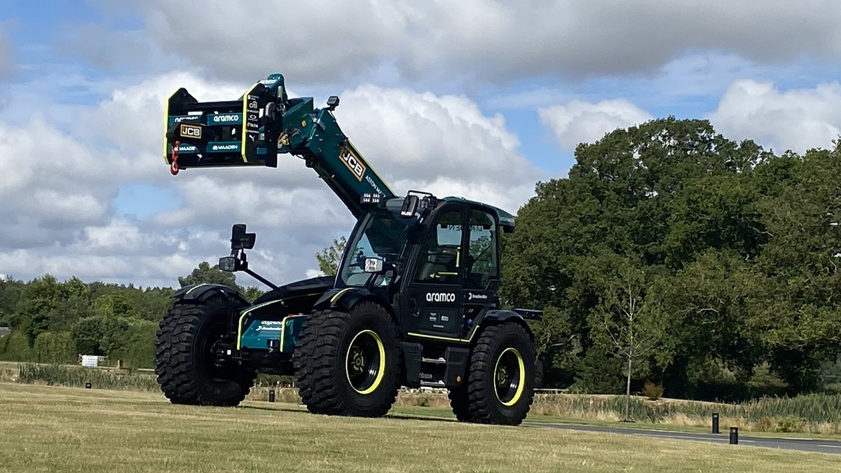 Paul @Home tweet media