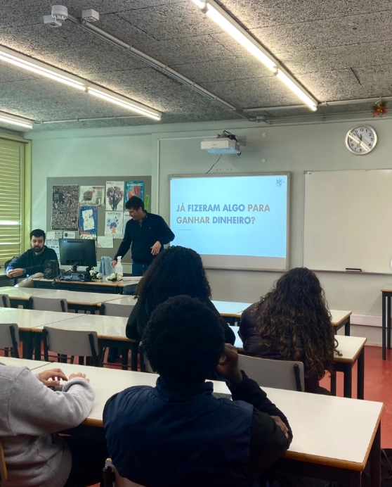 lispolis tweet media