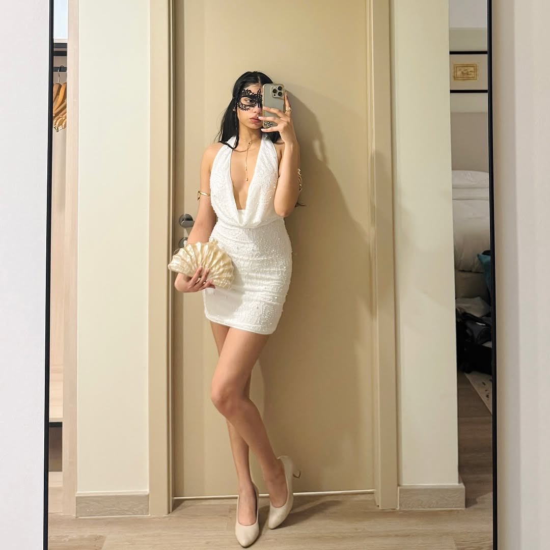 INDIAN BDSM COUPLE tweet media