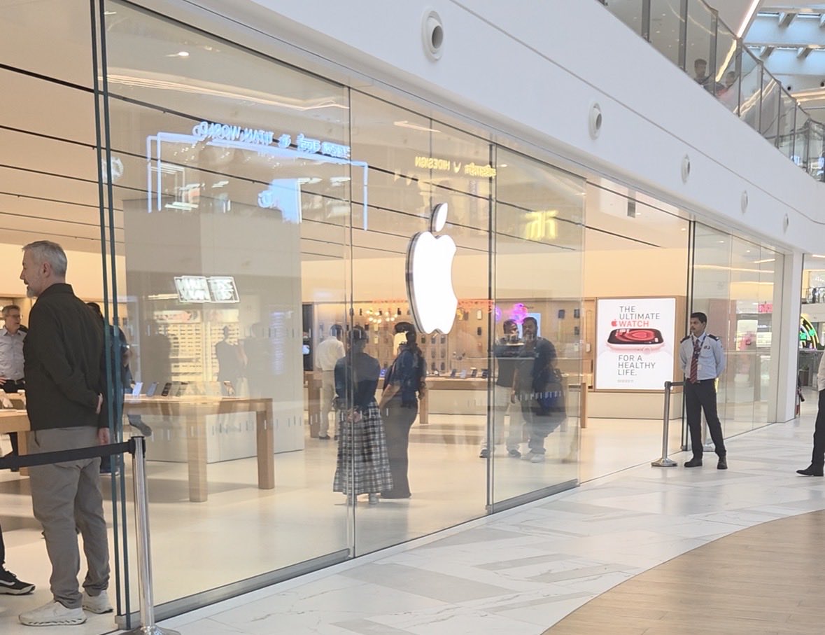 digitindia's tweet image. First look of Apple Store Borivali | Here's your first look at the Apple Store in Boriwali  Mumbai which opens to public on Thursday, February 26.

#apple #applestore #appleindia #iphone #tech