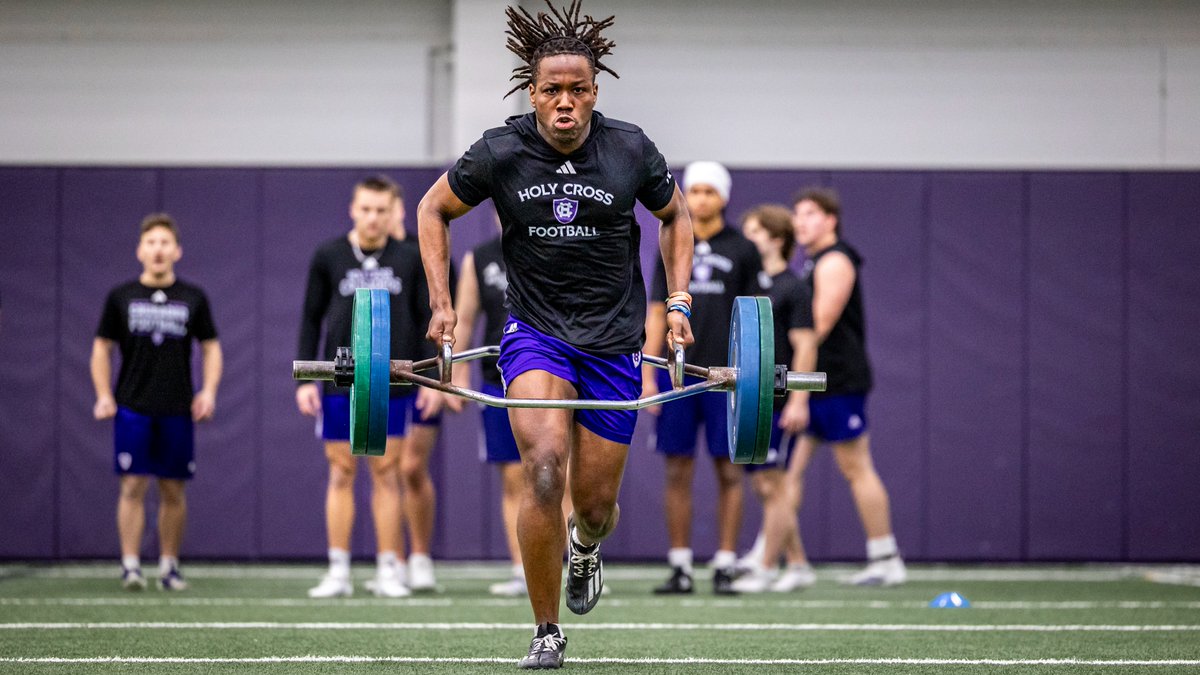 Holy Cross Football tweet media