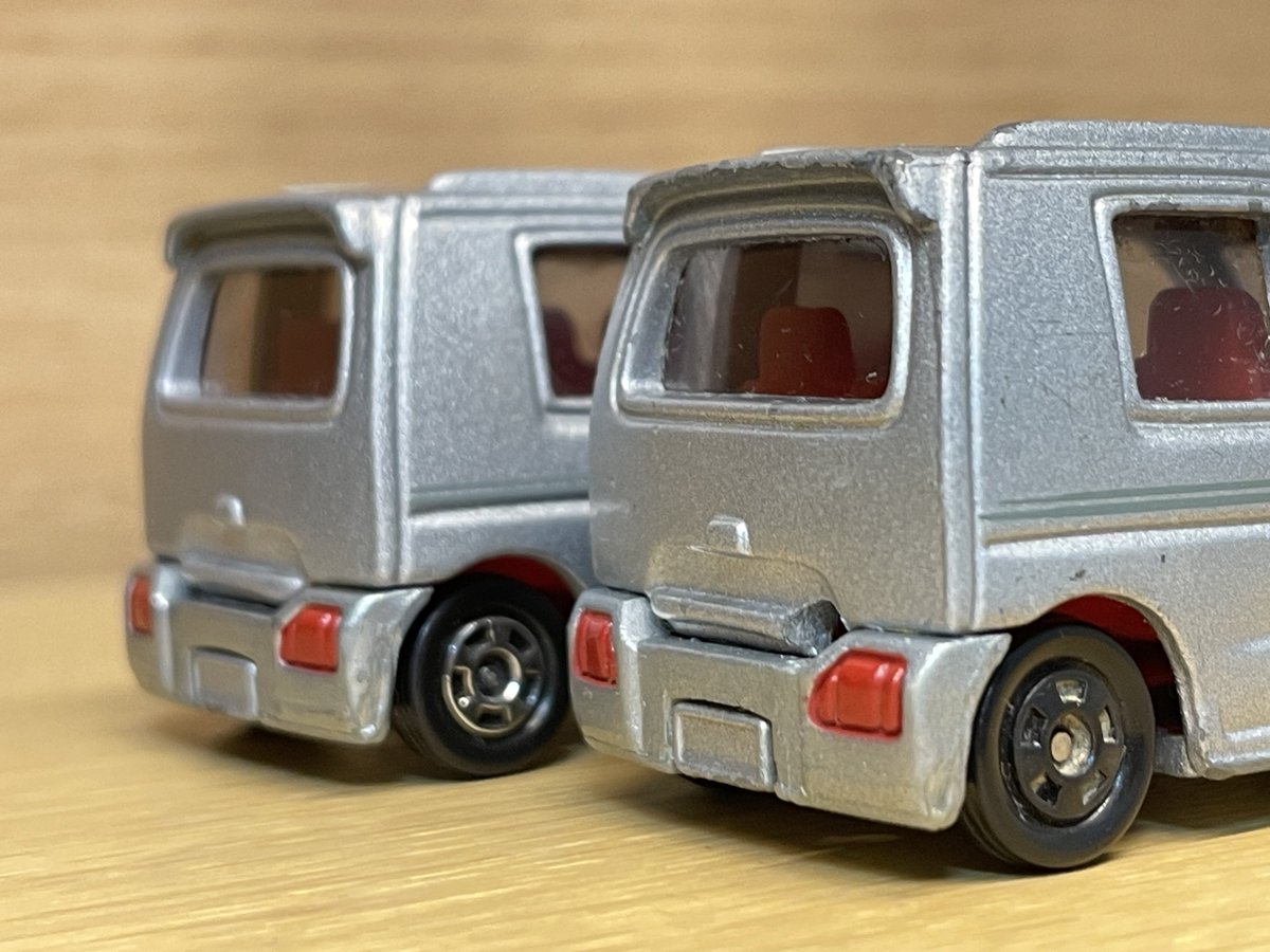 昨日届いたトミカ スズキ ワゴンR キーチェーントミカのワゴンR 同じ