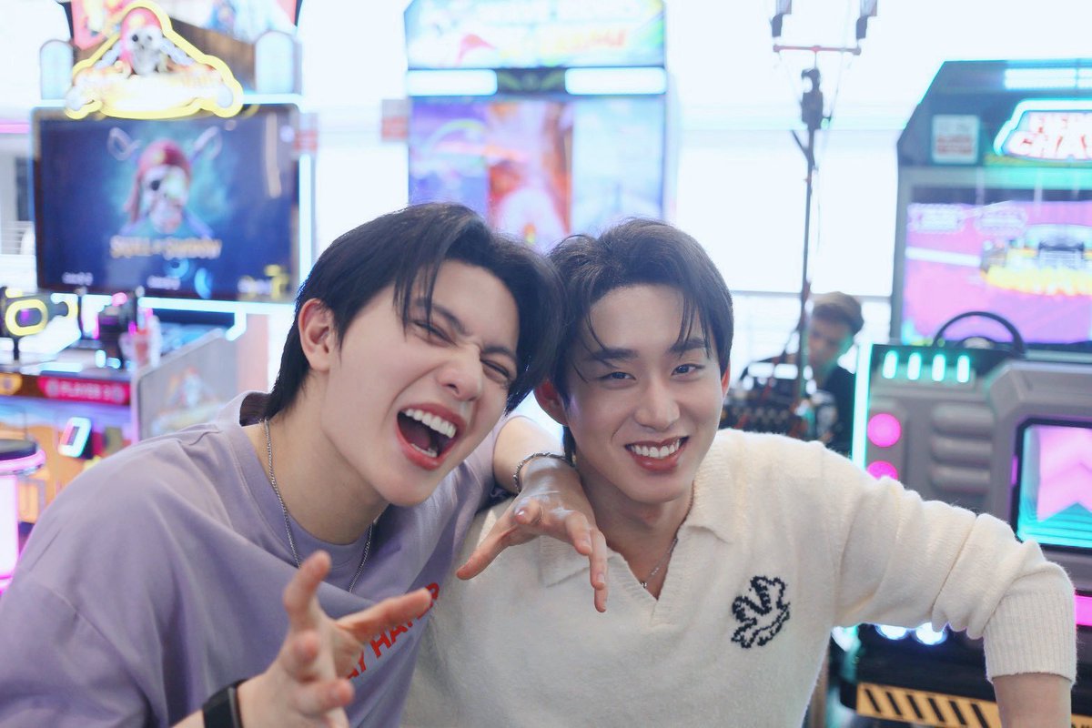 meme ᡣ𐭩 era you maniac🍓 tweet media