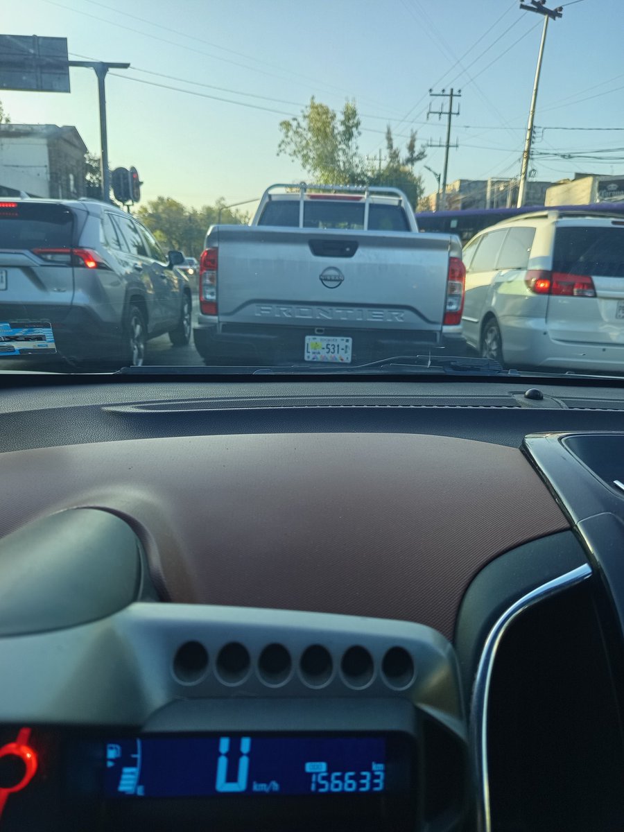 Puedo reportar a esta Frontier con placas tapadas sobre la México Tacuba por qué no hay ningúna patrulla de tránsito nunca <a href="/elcapipeligro/">El Capitán Peligro SSC-CDMX Reporte Vial</a> <a href="/OHarfuch/">Omar H Garcia Harfuch</a> <a href="/UCS_GCDMX/">Unidad de Contacto del Secretario SSC CDMX</a>