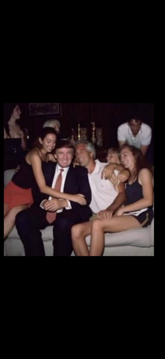 alwaysleft75 tweet media