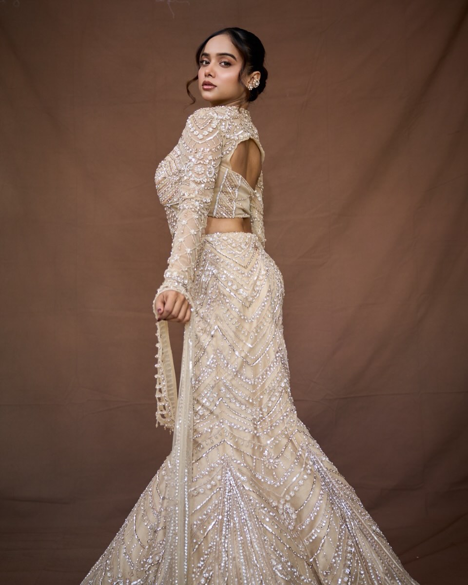 Sumalika2000's tweet photo. Sorry to say, I don't like this. It's high time she should change her Manager and team. She can't handle it alone.  Can someone deliver this message to her?
#ManishaRani #ManishaSquad https://t.co/JfP7YZcCLO