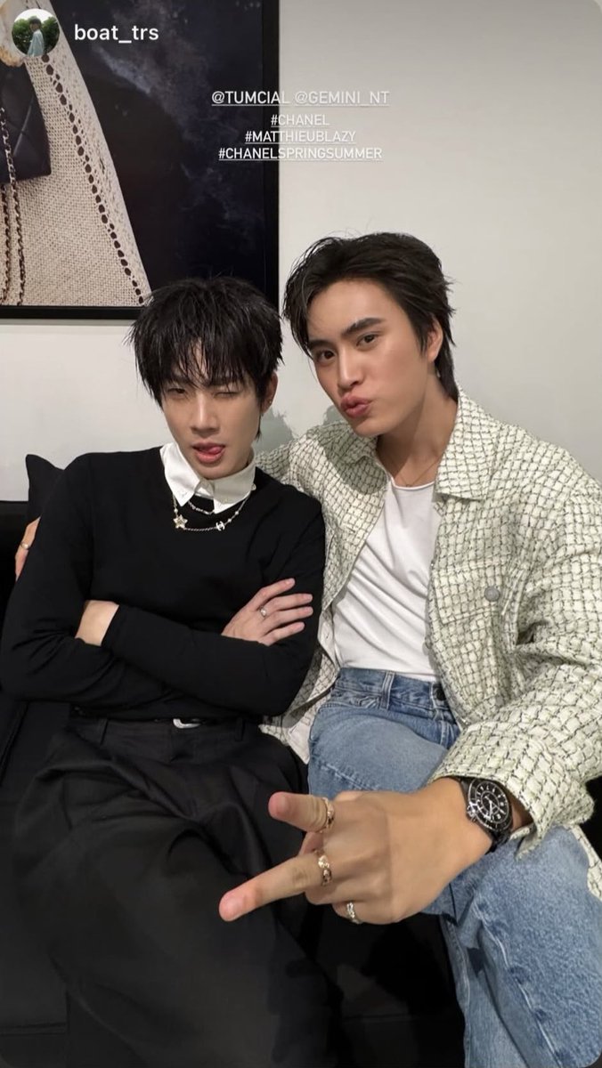 And this look too! This man’s styling today is so ridiculously good. 

Can I just say one of the moments I first fell for P’Off was seeing him in Chanel. There’s something special about a man who can pull off Chanel and still make it feel completely his 😌