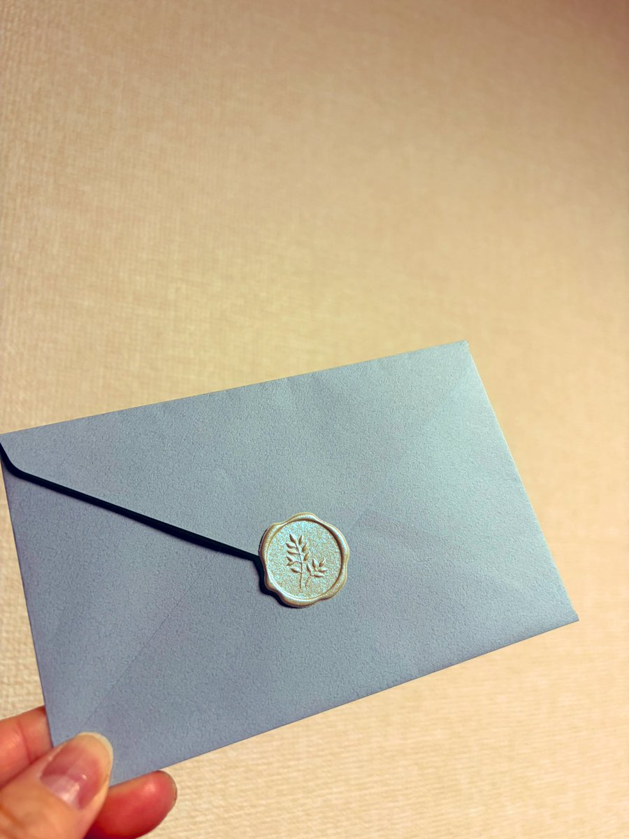 久々にお手紙書いた。 あと2日。絶対私泣いちゃう。