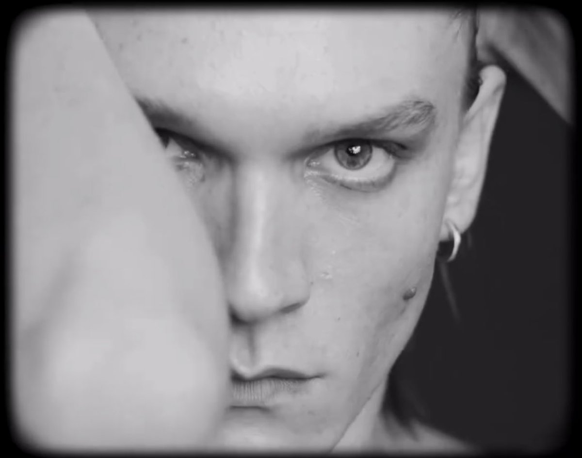 KrioFrozen's tweet photo. мы все умрем 🥵

#ConnorStorrie https://t.co/fUbF2Y6cn2