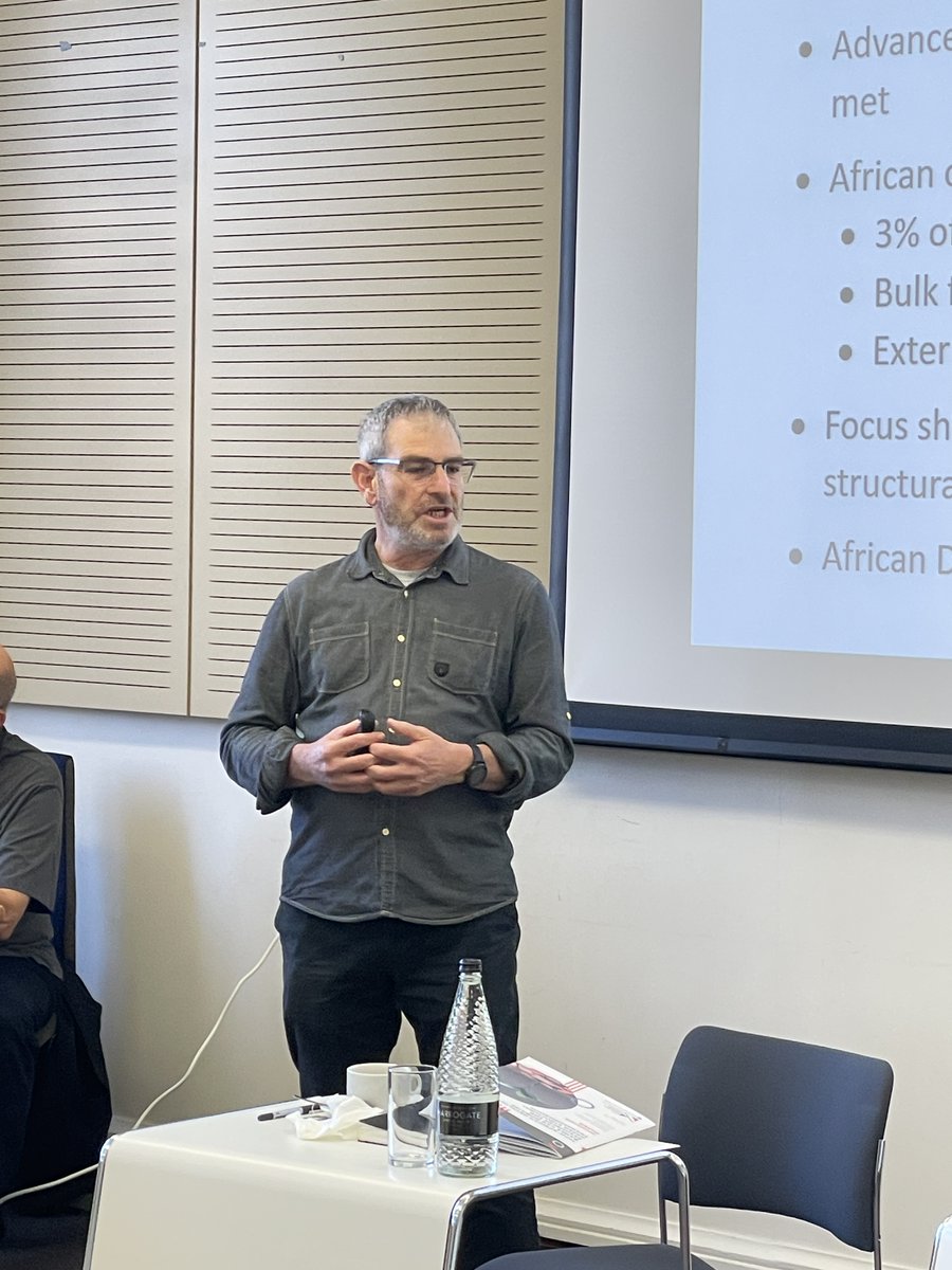 SOAS Development Leadership Dialogue tweet media