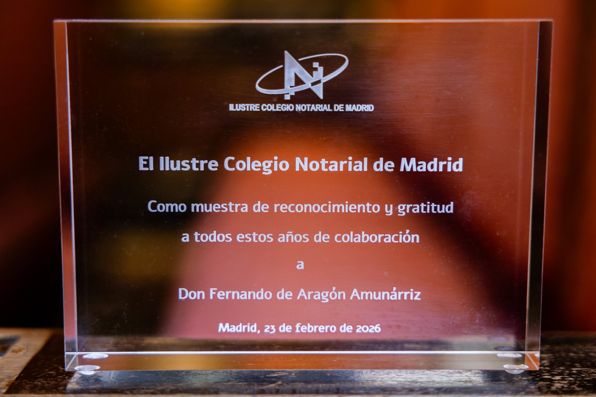 Notarios de España tweet media