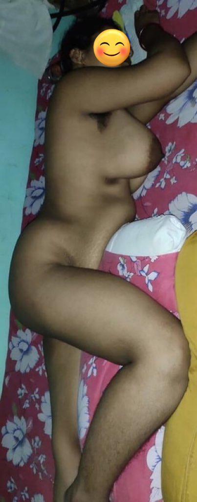 brotherlovesis's tweet photo. நம்ம ஃபாலோவர் நண்பரின் மனைவி நல்லா ஓத்* முடிச்சிட்டு தூங்கும் போது பிக் எடுத்து இருக்கான், நல்லா கருப்பு அடிச்சி போயி இருக்கு புண்**, தரமான நாட்டு கட்டை தான்,
இவளின் ஃபேஸ் பாக்கனும்னா டீம் பண்ணுங்க https://t.co/z3QcKOQGuz