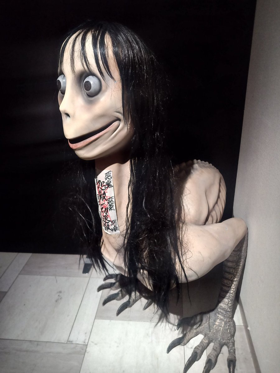 alice69dead's tweet photo. 都市伝説展！
オカルト好きにはたまらない企画展。
展示パネル多めですが、個人的にはかなり見応えありました。
特にラストの呪物コーナーの、目を合わせられないほど不気味なルクテープ人形がほんとに怖かったです🥲
 #都市伝説展 https://t.co/7UOcfOOnO0