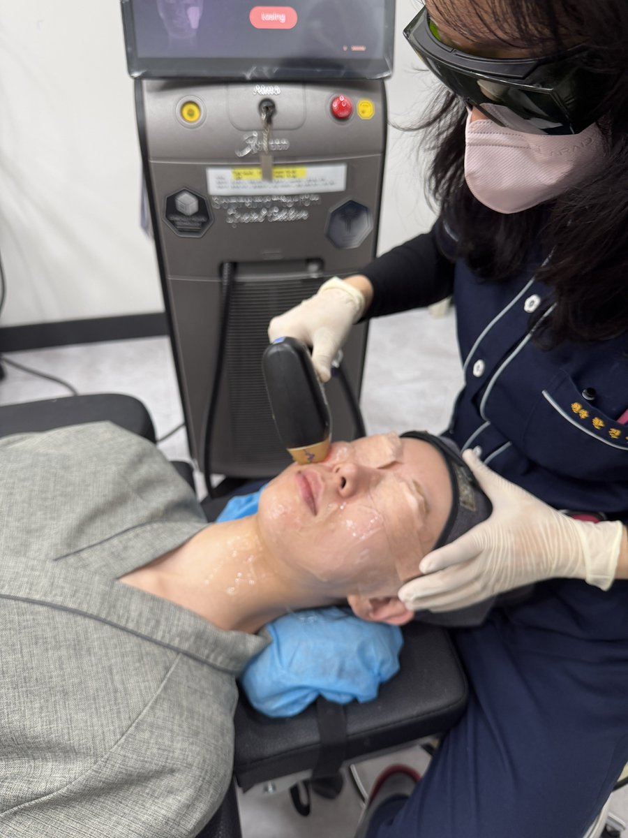 eno🥽韓国就職 tweet media