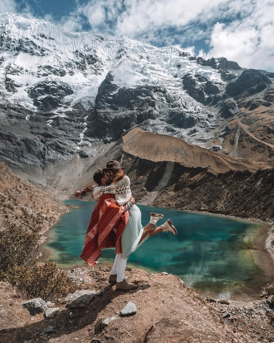 cuscojourneys's tweet photo. Explore the breathtaking turquoise waters of Humantay Lake near Cusco and experience the magic of the Andes in just one unforgettable day.

Website: https://t.co/yT850be4bZ

#HumantayLake #CuscoPeru #PeruTravel #exploreperu #lakehumantay #cuscojourneys #discoverperu #peru https://t.co/FKrfUfOaMZ