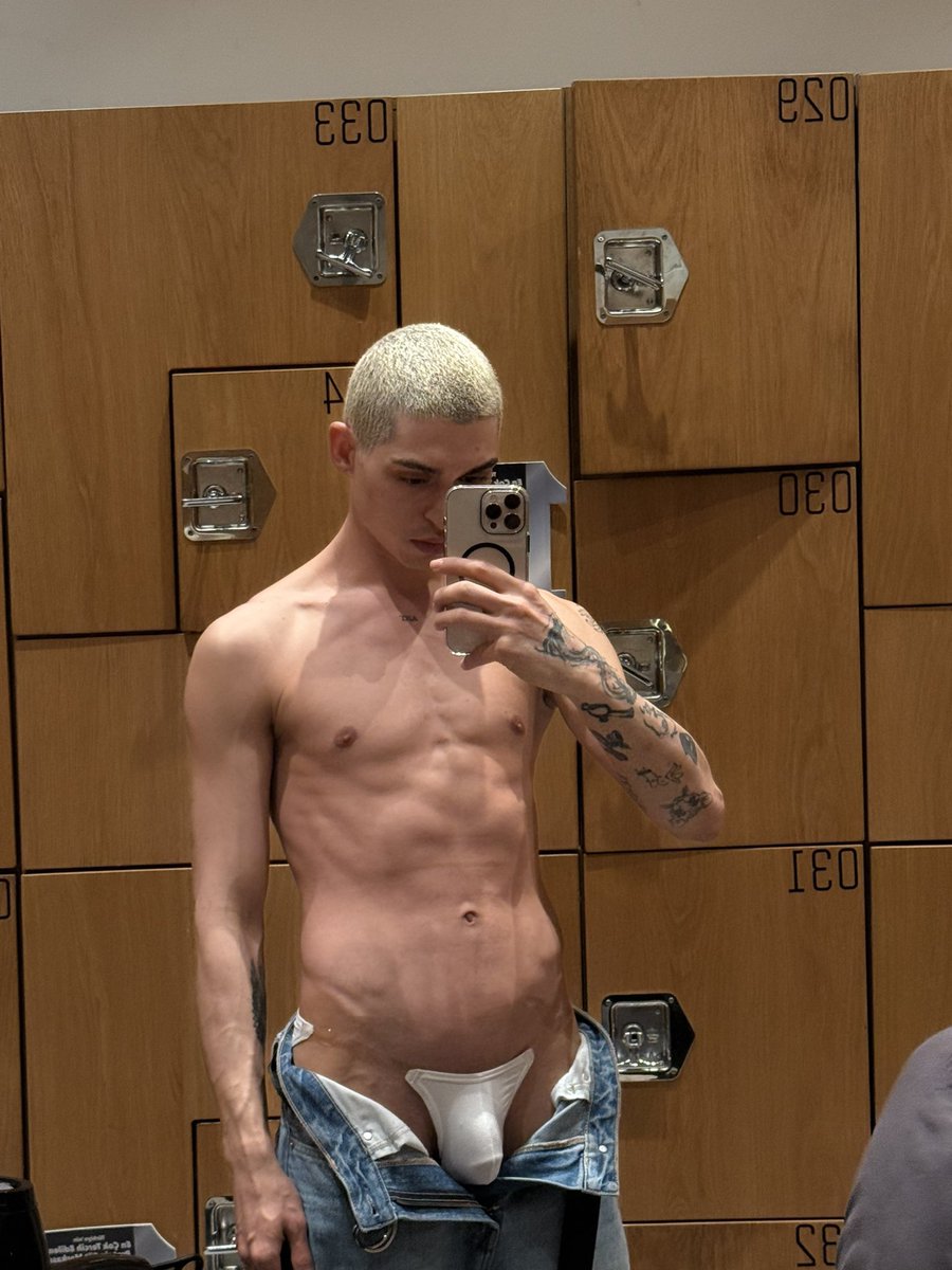 2 Mart Kıbrıs ✈️ 
DM açık 
#kıbrısgay #kıbrıs <a href="/gayroskop/">🧭GAYROSKOP🧭</a>