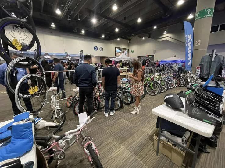 ¡Bicicletas con descuento de hasta el 70%! 😱🚲 

Ya tenemos fecha para la próxima edición del Outlet de Bicicletas de CDMX: te contamos 👀👉🏼 dondeir.com/ciudad/el-outl…
