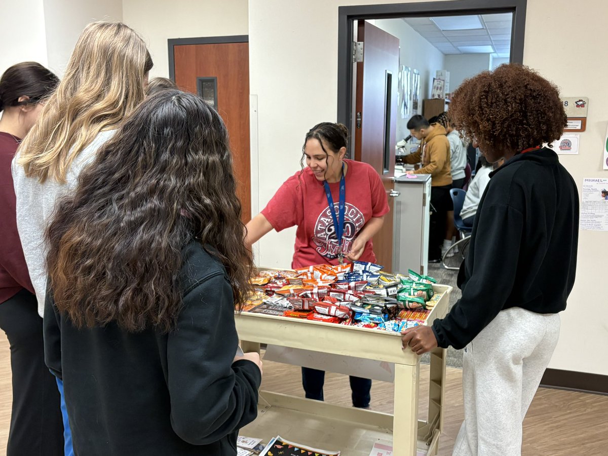 AHS Health Science tweet media