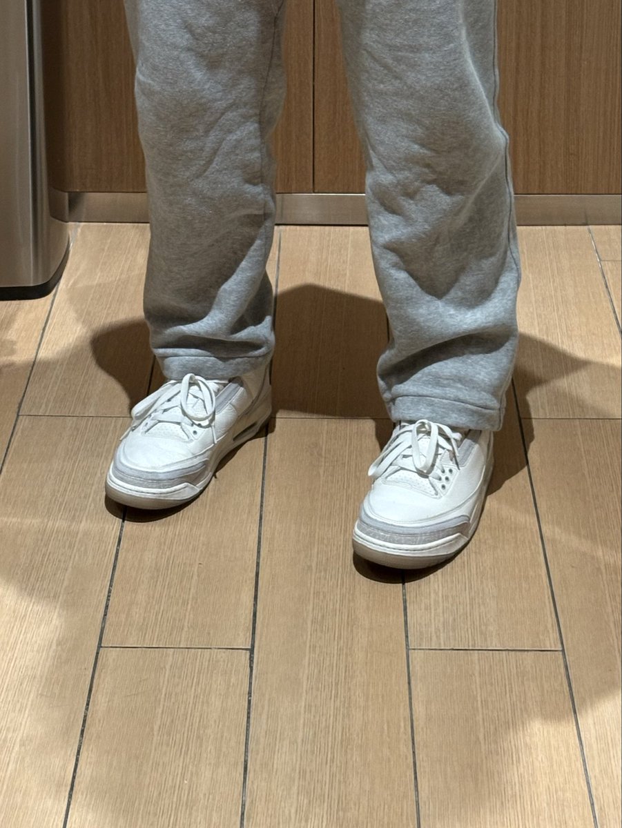 这双好闷 不脱鞋都能闻到味