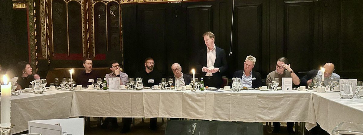 ⭐️CAMBRIDGE ANGELS⭐️

I went to a Cambridge Angels networking event.

They provide capital from entrepreneurs to entrepreneurs - investing in more than 150 companies throughout their growth journeys 🤝

They really are a unique and a very precious institution in #Cambridge 💙