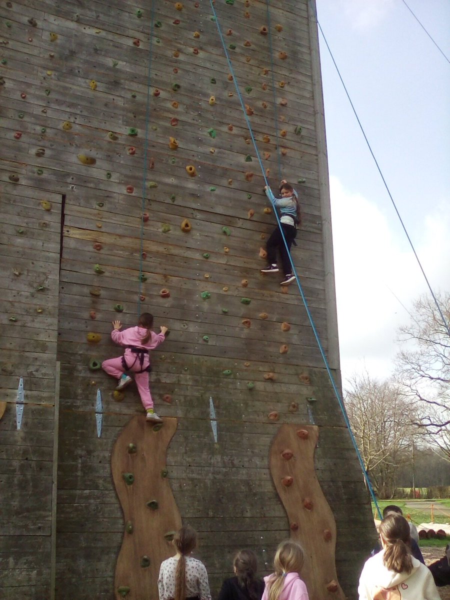 year4barwell's tweet photo. Climbing https://t.co/JqOjf5CPuK