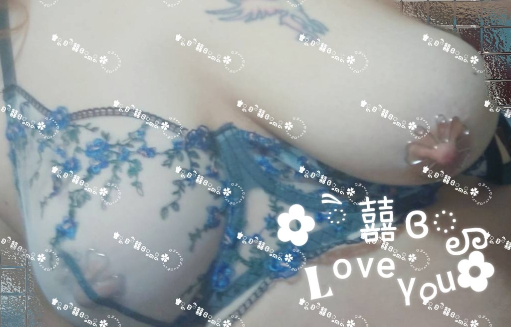 DawnLove7086's tweet photo. 我有4款乳夾。。。
不是夾了很痛
就是沒多久就掉了
有人要介紹別款嗎？ https://t.co/F9m5FiLbhE