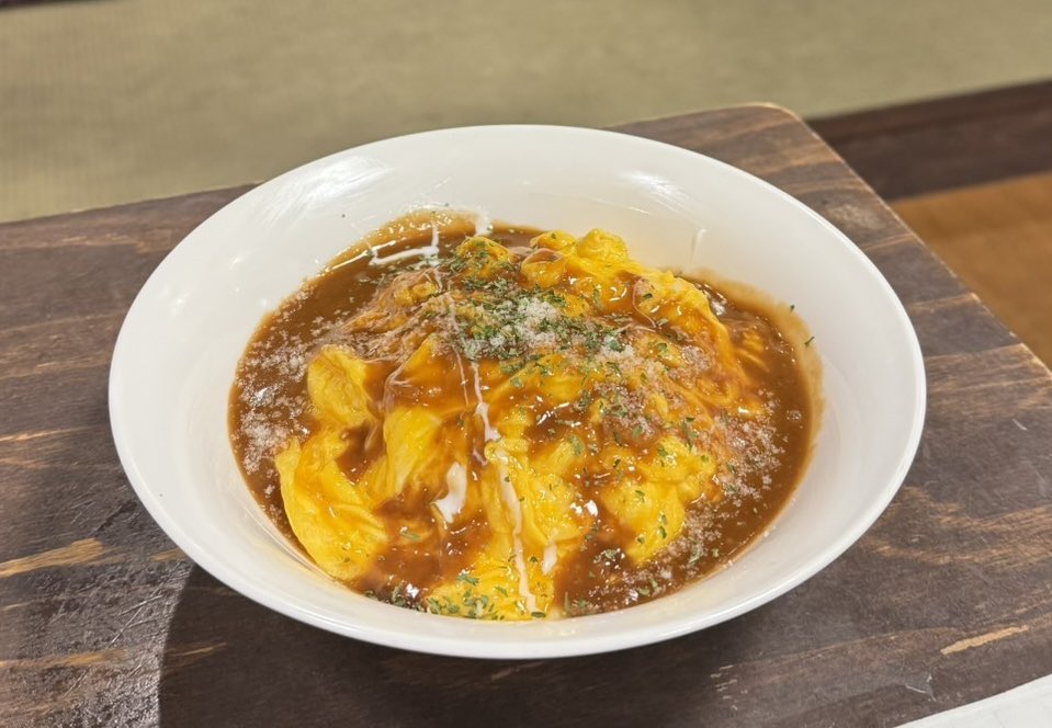 あくびぃ tweet media