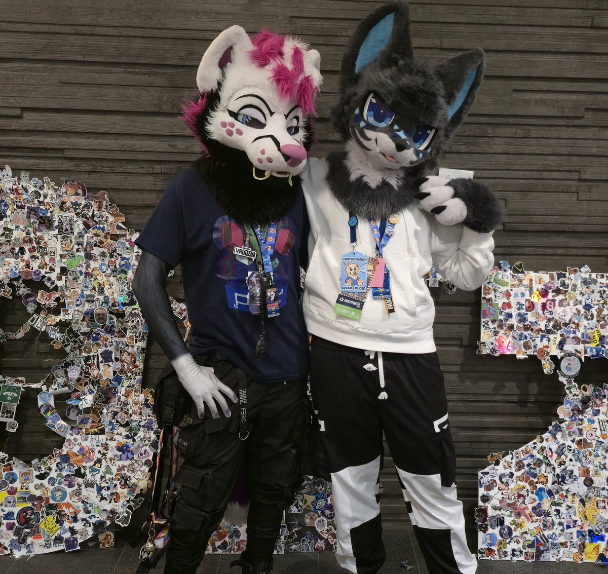 SoxZ_VR's tweet photo. First ever con with a Partial Suit. Truly Enjoyed every moment of it!   #NFC2026 https://t.co/tMAvgNsV7r