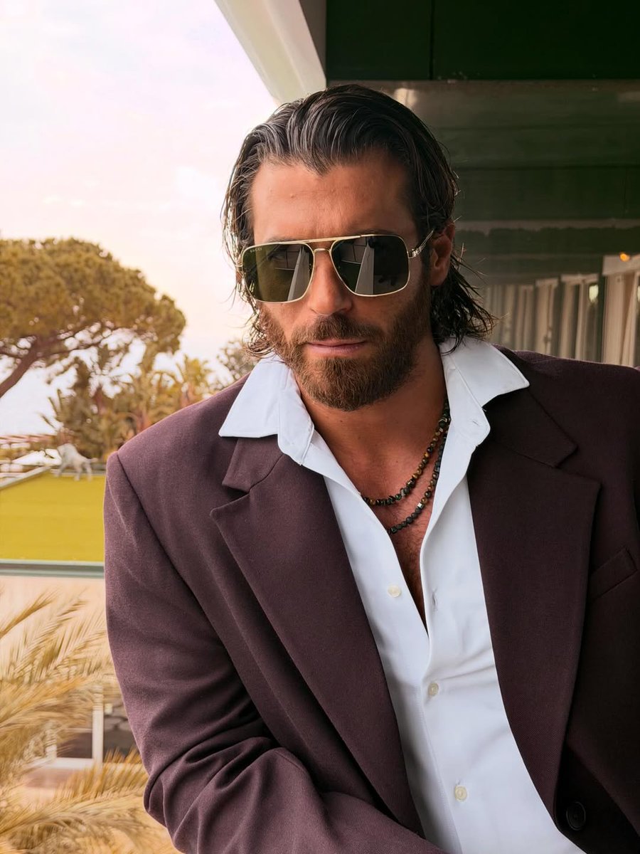 Can Yaman Italia 🇮🇹 tweet media