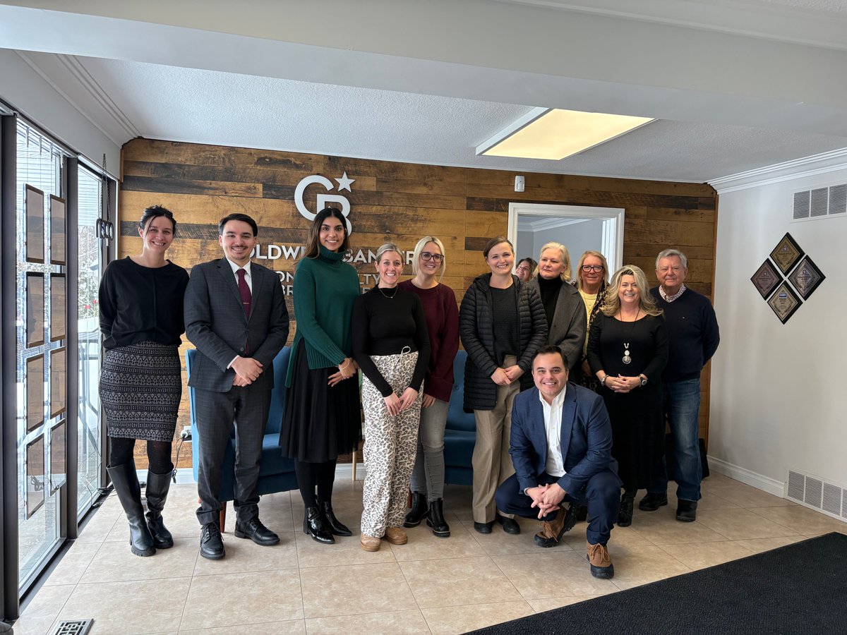 cbronanrealty's tweet photo. February = growth in action 💙

A month of learning and strengthening businesses together. When ideas flow and questions are welcomed, real growth happens.

Thank you to Neelam &amp; Joseph from Feehely &amp; Gastaldi Law Firm and Ron O’Neil for sharing their expertise! ✨ https://t.co/hpHdSmG55k