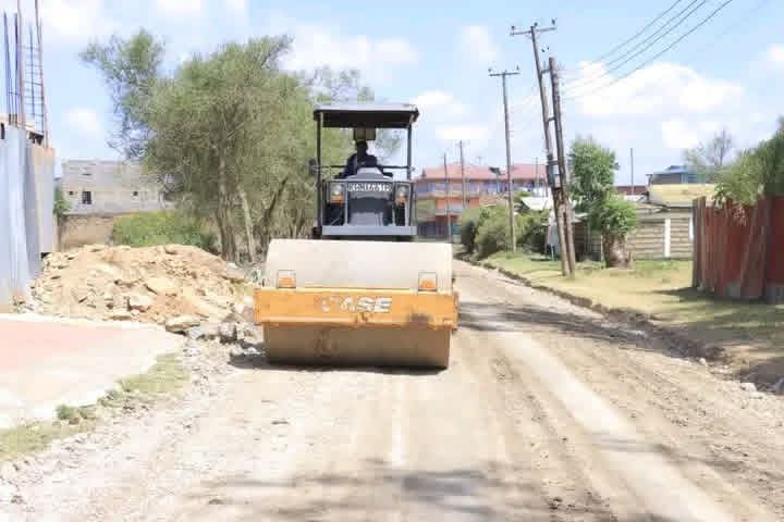 My government is making roads safer and more organized. Modern bus stops with proper drop &amp; pick-up points are now in place, improving mobility and order for everyone.
#MachakosCountyAddress