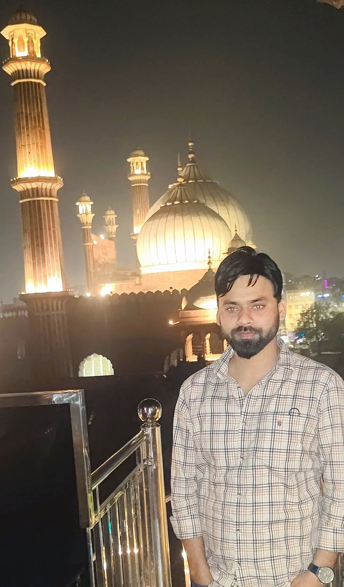 पुरानी दिल्ली❣️

#RamzanMubarak #jamaMasjid #Delhi