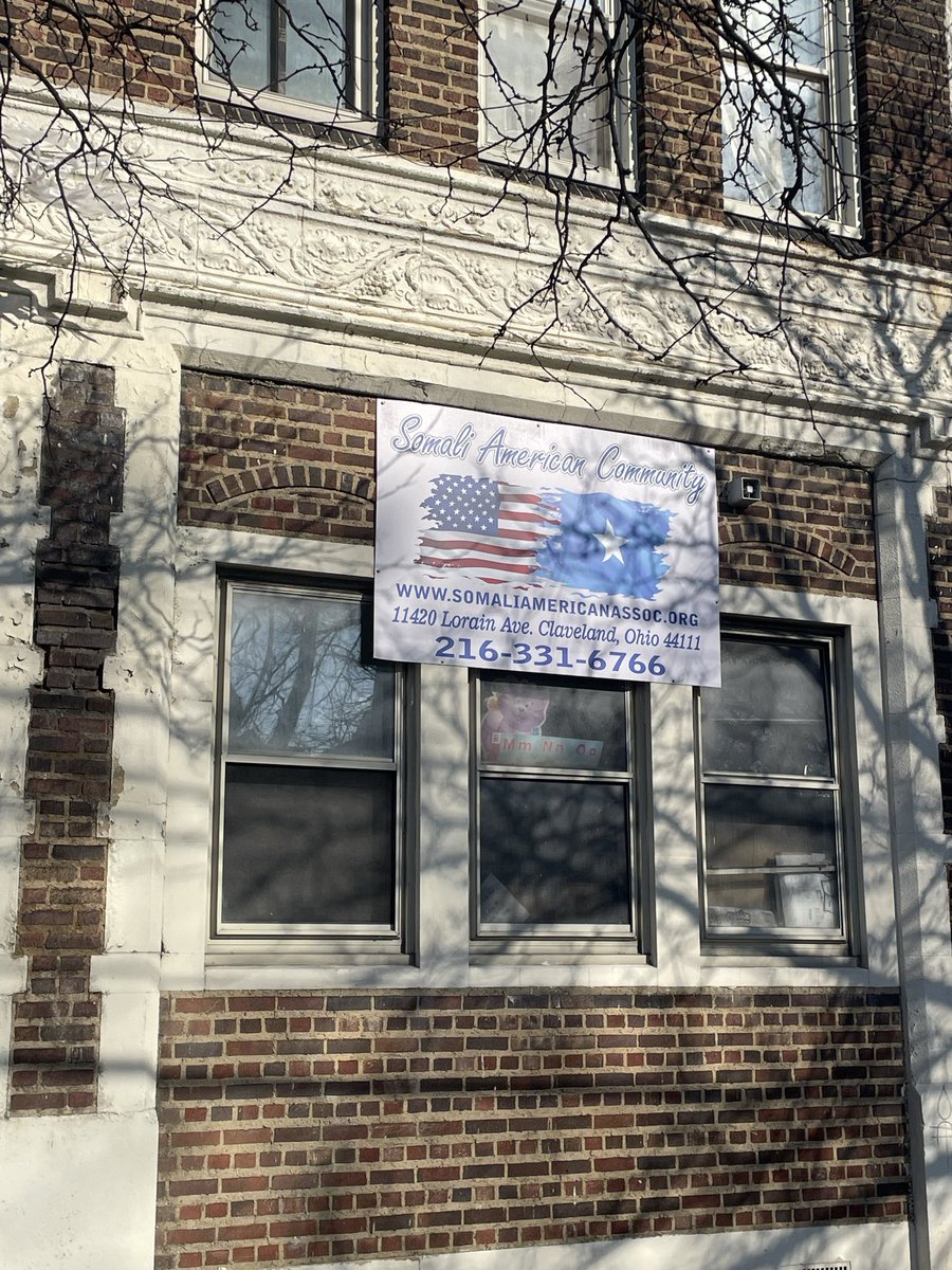 rmlenco's tweet photo. @nickshirleyy  misspelled “Cleveland”  as “Claveland” and we have been in front of this “daycare” all morning with not one kid showing up.. Somali fraud strikes Cleveland. 11420 Lorain Ave, Cleveland Ohio https://t.co/IwDGhpEugo