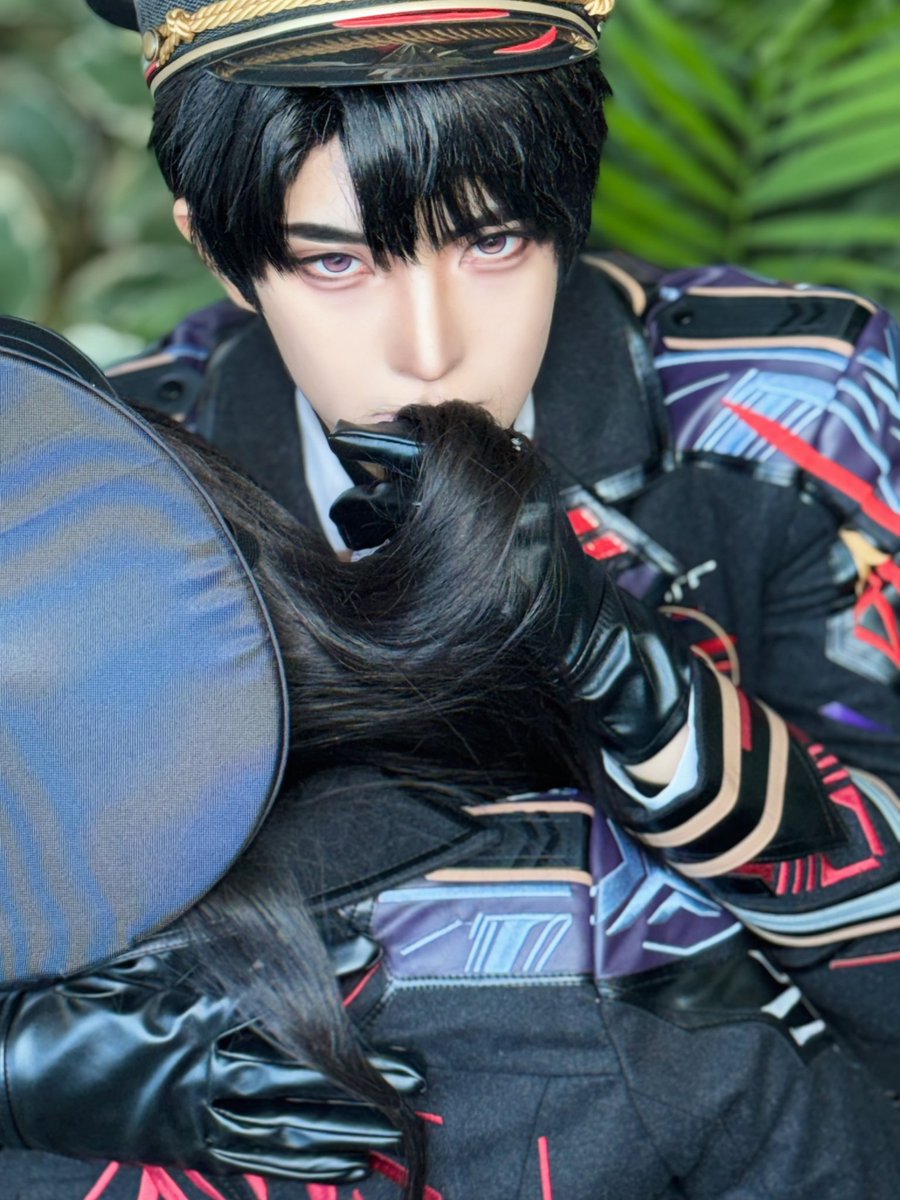 함대에는 병사와 지휘관만 존재할 뿐, 오빠는 없어.