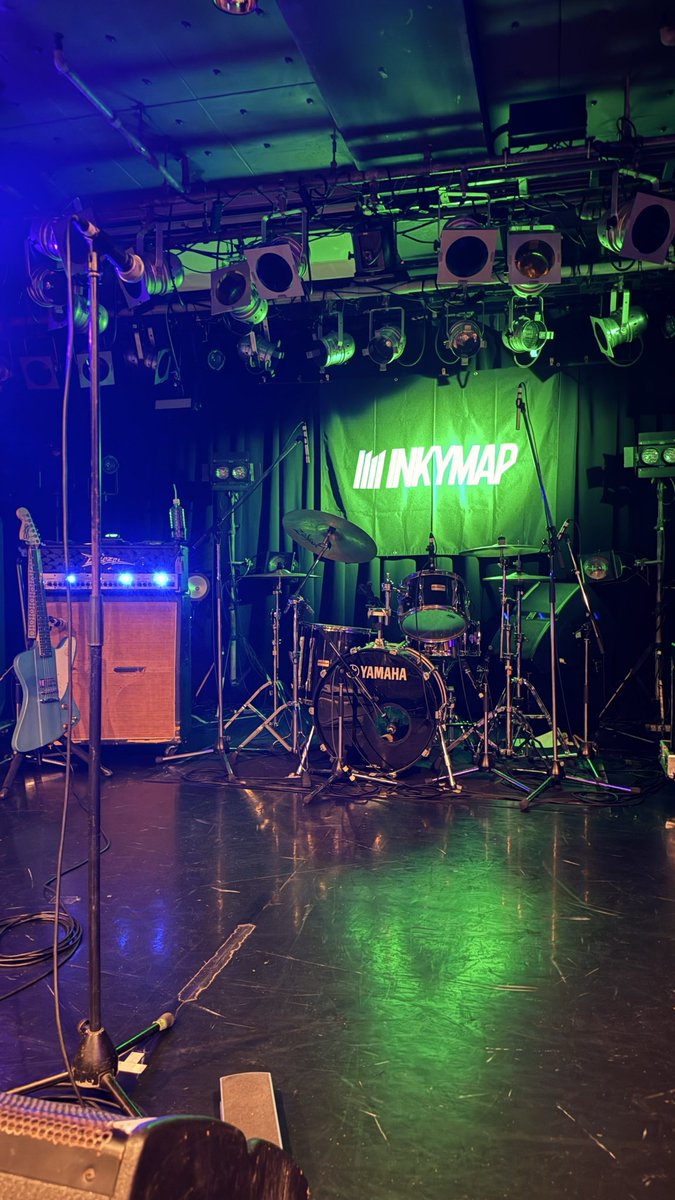 VlnSnn's tweet photo. ツアー初日ワンマン！ https://t.co/QLPFIZXjTO
