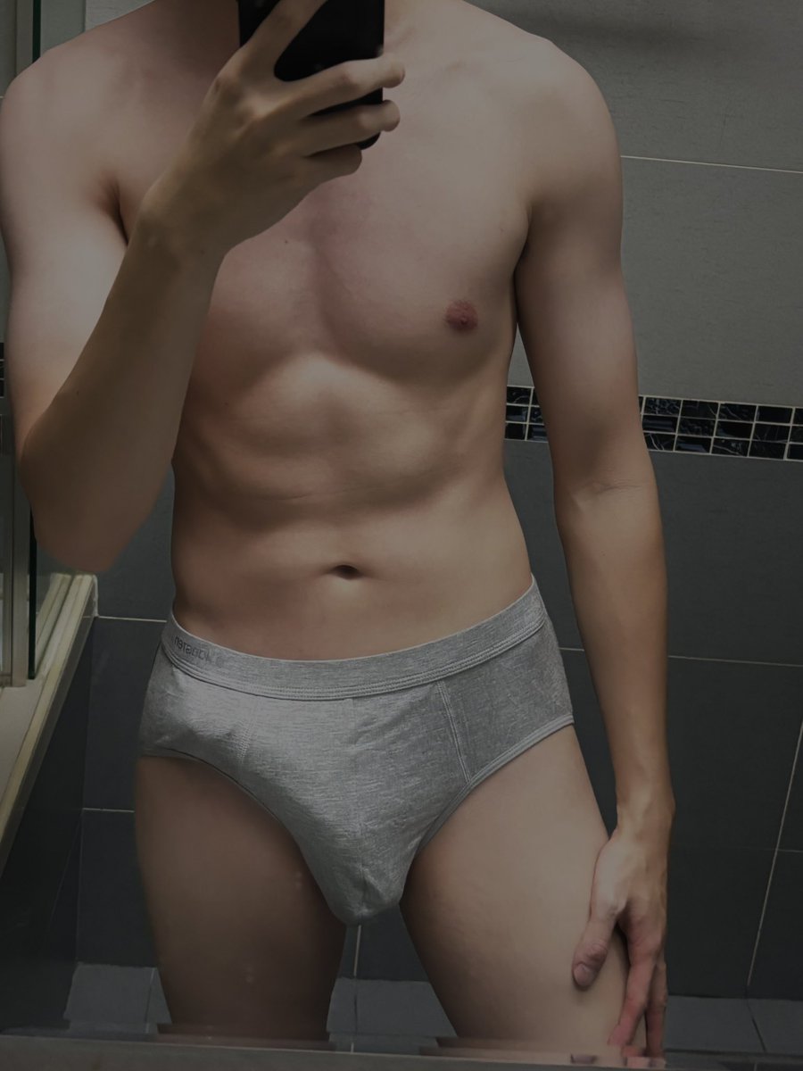 Randy_0201's tweet photo. 第一次意外嘗試三角
真的只有男生喜歡嗎🥵 https://t.co/3qmsoDPdtP