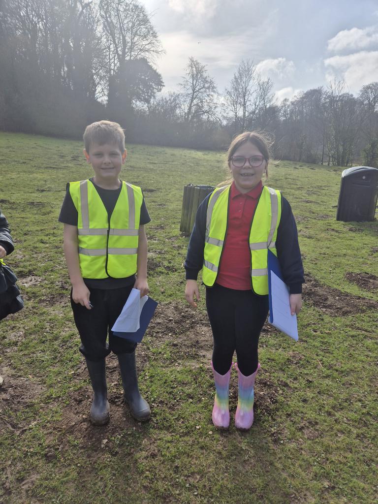 WBJJuniorSchool's tweet photo. A beautiful day at Hubbard Hills for @WBJYear4 where they explored the landscape focusing on the River Lud @HarbourLearning https://t.co/WGiEffK3Ya