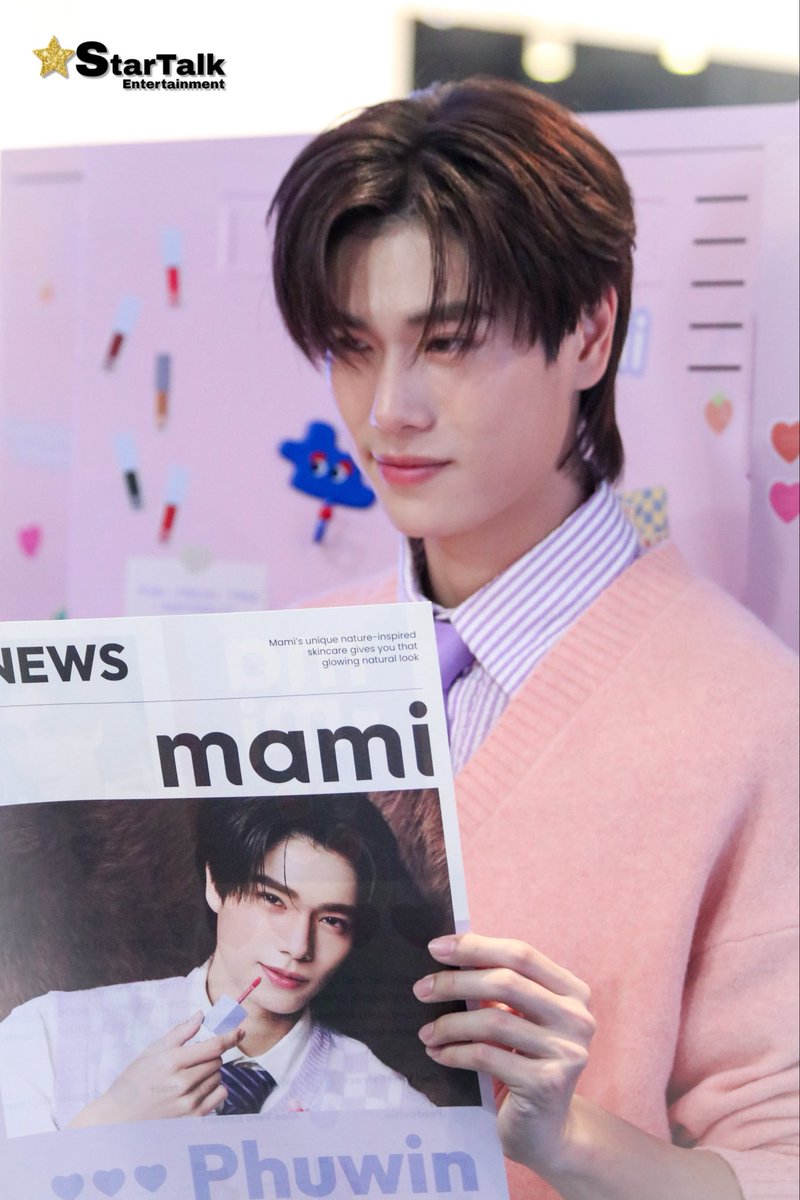 startalkent's tweet image. พี่ตั้ง so hot มากฮะ! 🤩🥹

PHUWIN WITH MAMI GOP
#MamixPhuwin
#phuwintang 
#MamiBrand #MamiCosmetics #MamiFeelGoodMoment