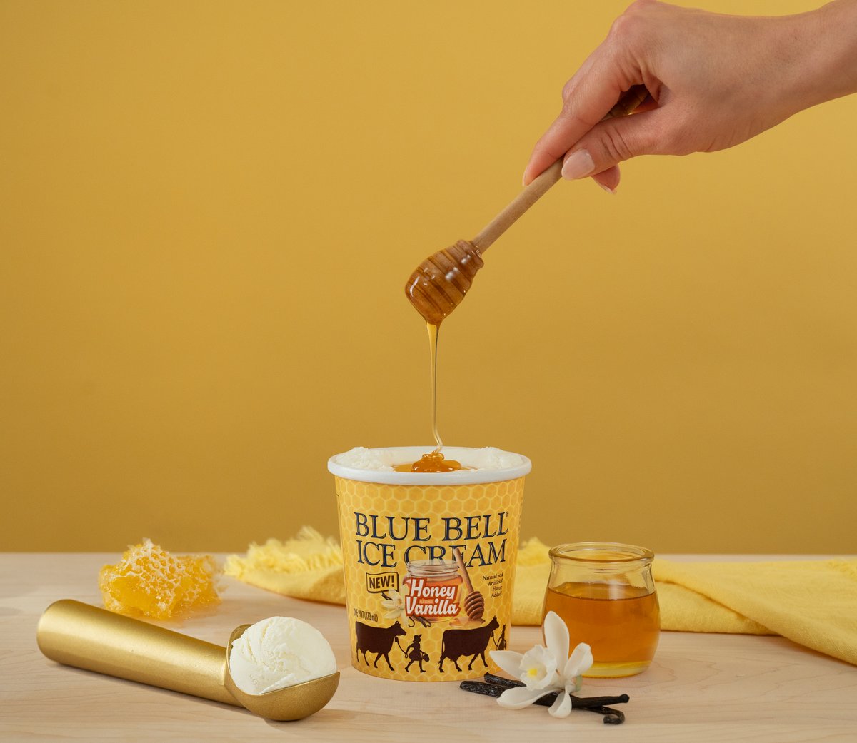 ILoveBlueBell's tweet photo. Our NEW flavor is as sweet and smooth as its name! Honey Vanilla Ice Cream arrives in stores beginning today. The flavor is a simple and delicious honey vanilla flavored ice cream.  

Find it in the pint size! https://t.co/RVEtWK9daO