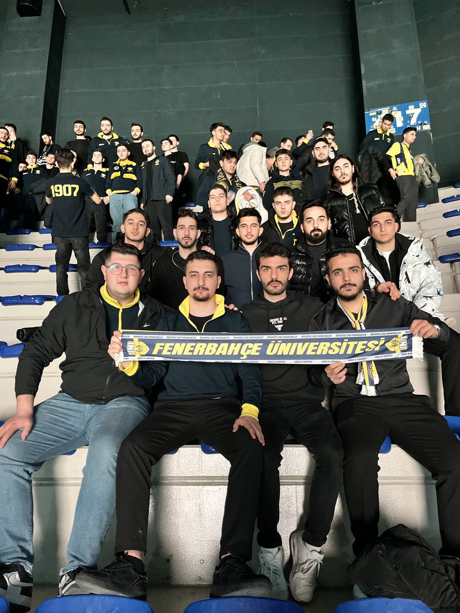 OTTOMAN DOMINATION! ⚔️

Şanlı Fenerbahçe’mizi p*rtizan karşılaşmasında yalnız bırakmadık. #UNIGFB