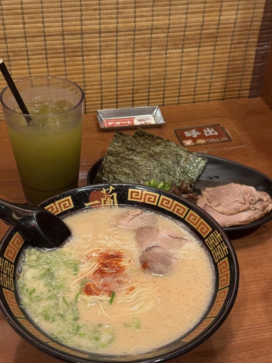 manukandan's tweet photo. 北京朝阳区💶🤾 https://t.co/y4oPLJJBYK
