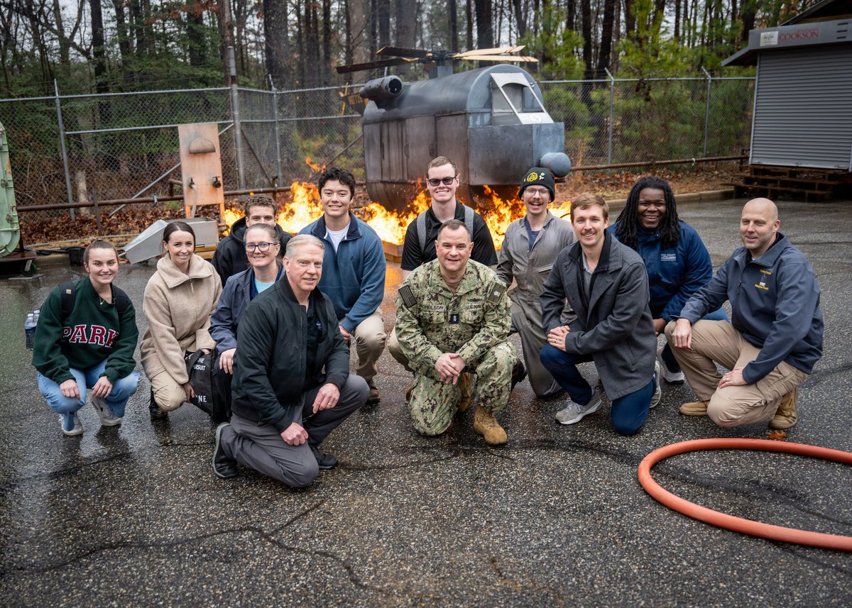 U.S. Navy's Military Sealift Command tweet media