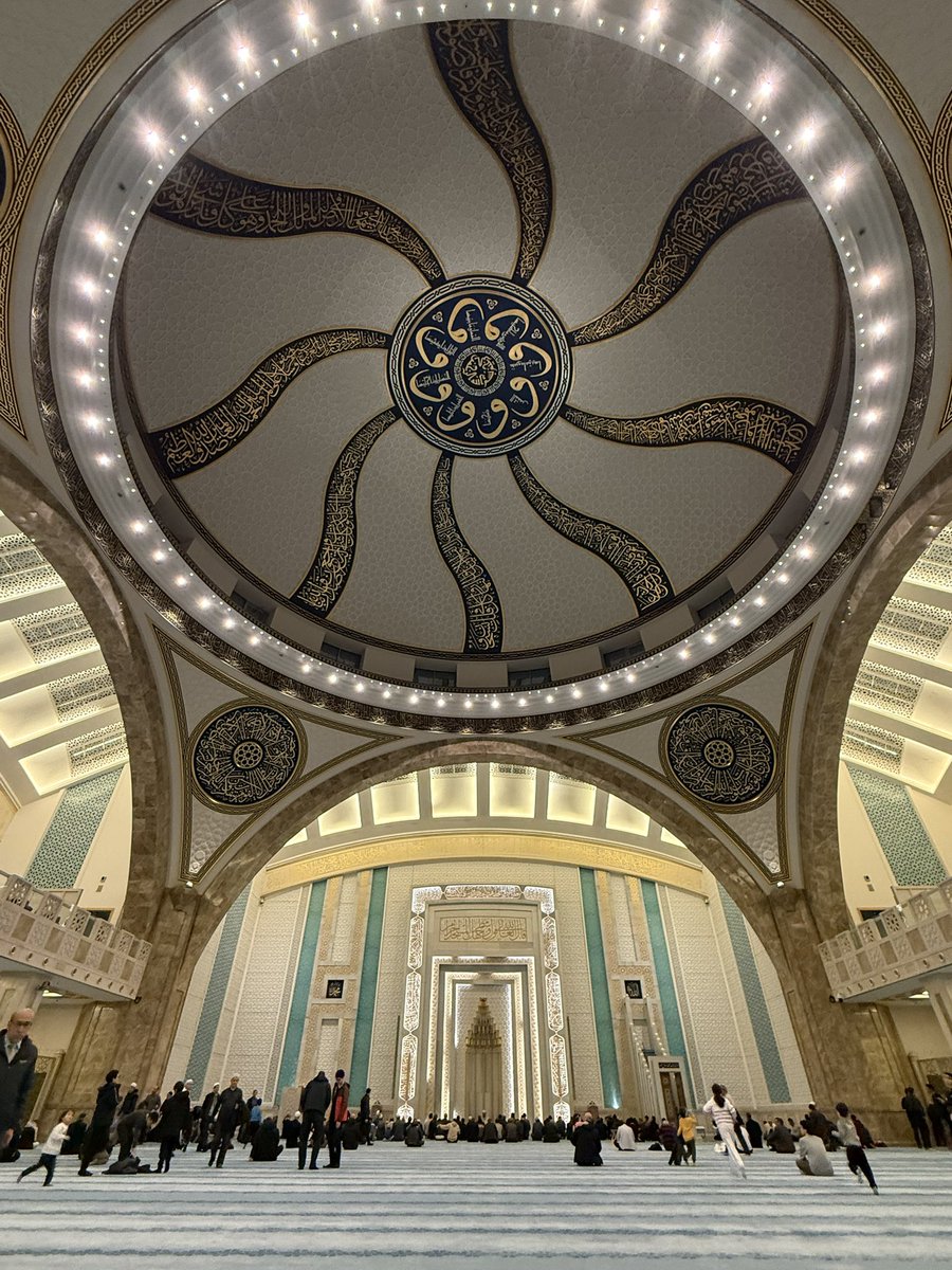 serhatm2429's tweet photo. Ahmet Hamdi Akseki Camii 
Teravih 8
#Ramazan2026 #teravih https://t.co/dxNpNCAot5